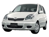 Toyota FunCargo (1999 - 2005)